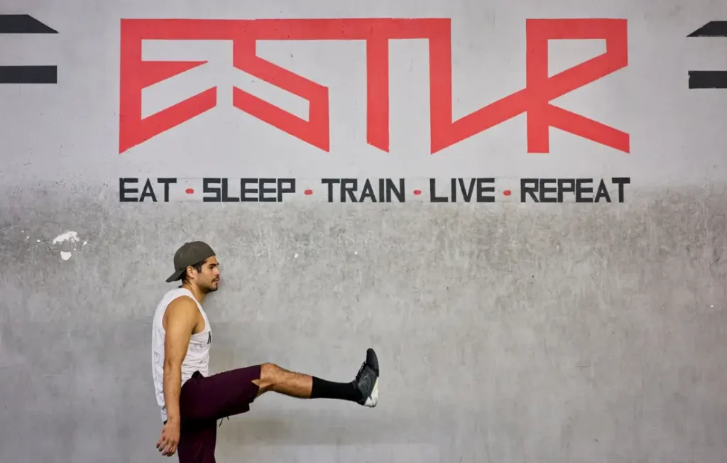 4_Is-CrossFit-at-the-Gym-Right-for-You_-A-Beginners-Guide-3